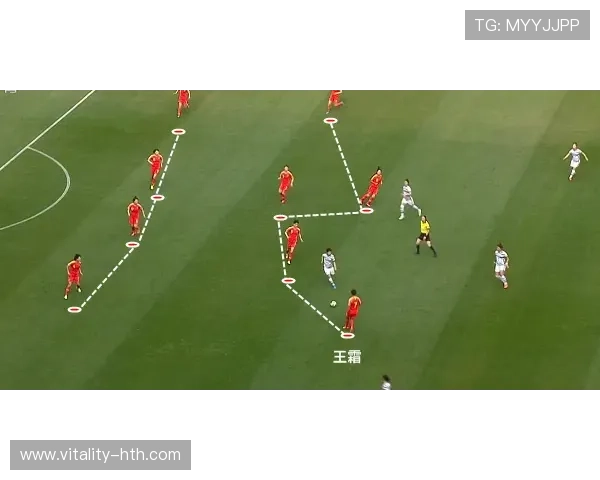 足球球星站姿解析图解 全面剖析每种站位的技巧与动作要领 足球球星站姿解析图解 全面剖析每种站位的技巧与动作要领