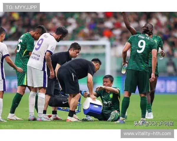 足球球星赛场遭遇尴尬瞬间令人哭笑不得的精彩盘点 足球球星赛场遭遇尴尬瞬间令人哭笑不得的精彩盘点