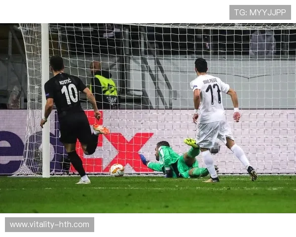 阿波罗足球球星形象解析及其影响力的全面介绍 阿波罗足球球星形象解析及其影响力的全面介绍